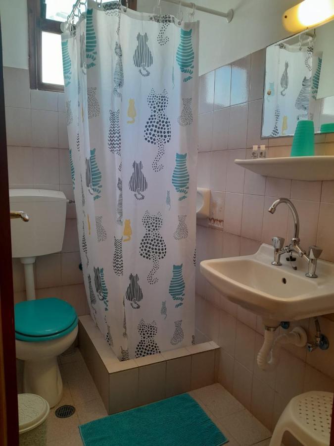 Artemis Rooms Agia Marina  Eksteriør billede