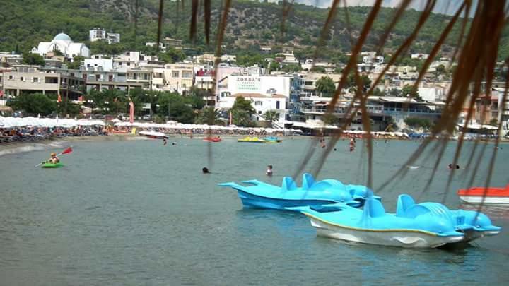Artemis Rooms Agia Marina  Eksteriør billede